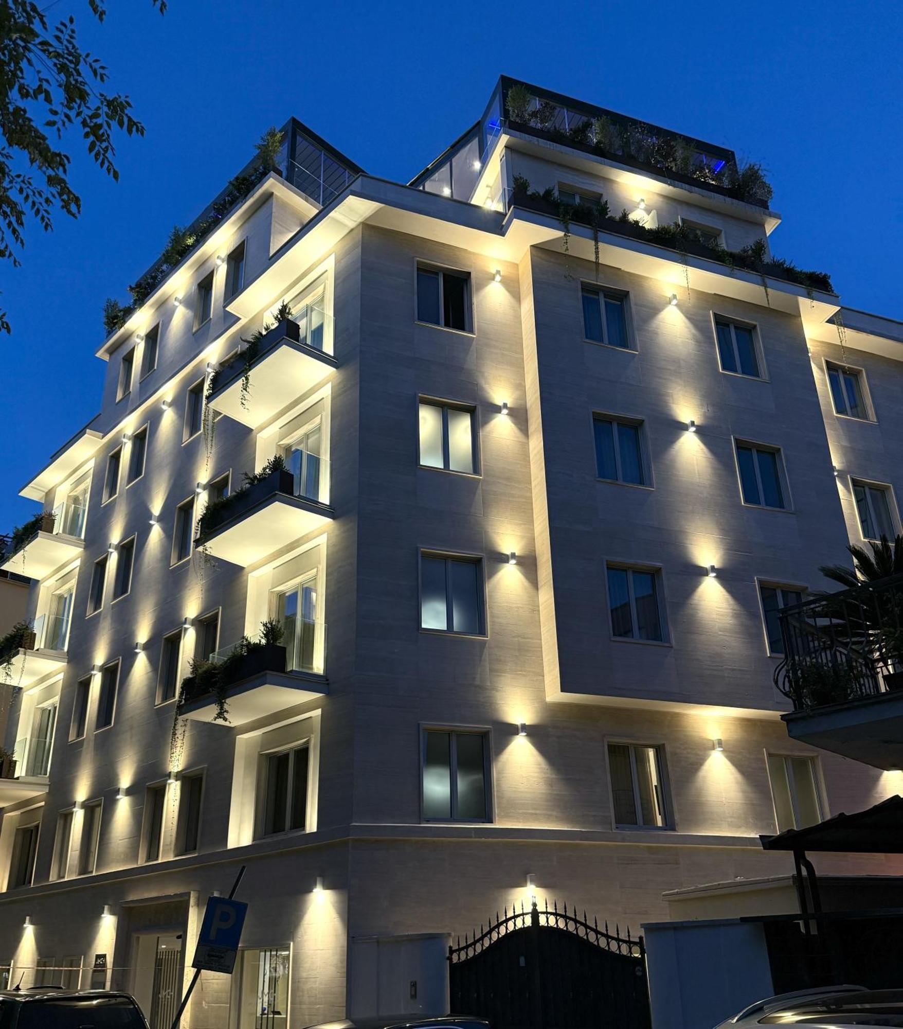 J Maluni City Hotel Rome Exterior photo