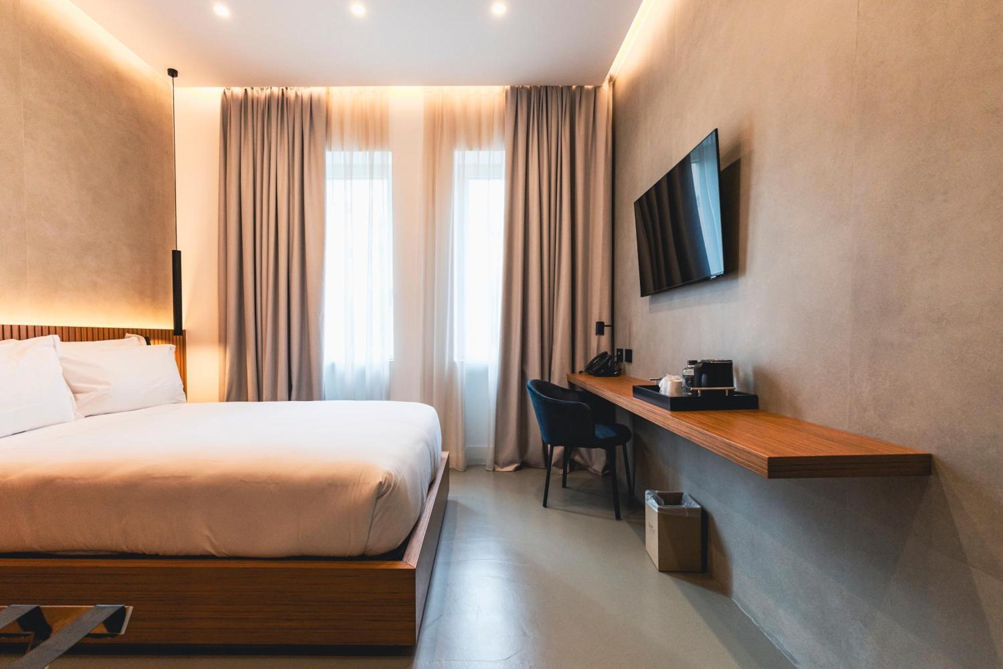 J Maluni City Hotel Rome Exterior photo